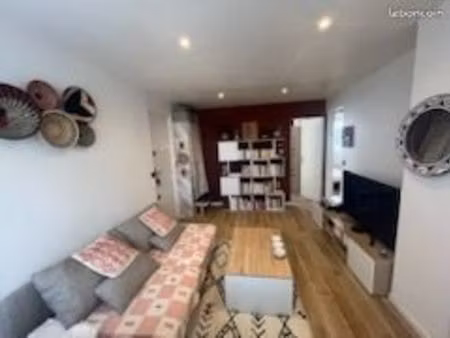 appartement 3 pièces 45 m²