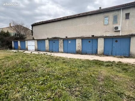 garage à louer