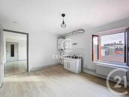 appartement t3 à louer - 3 pièces - 64 35 m2 - craponne - 69 - rhone-alpes