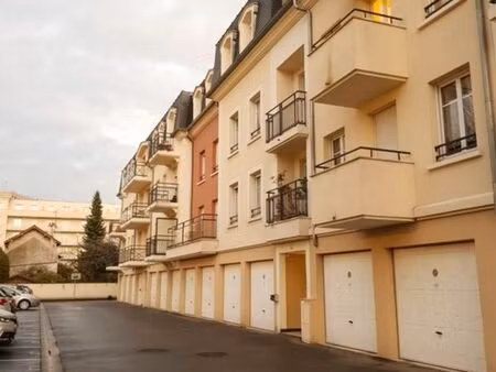 appartement 2 pièces 35 69 m² - quartier cité administrative