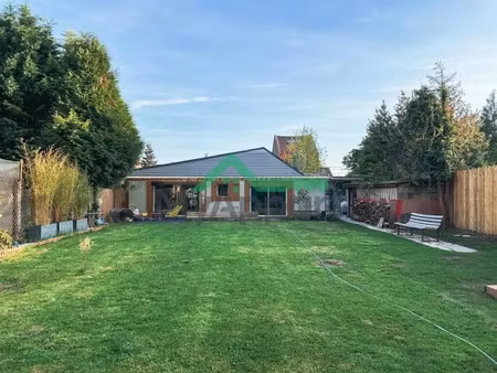 location appartement 6 pièces 137 m² à villeneuve-d'ascq (59491)  1 000 €