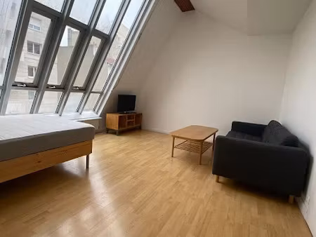 location meublée appartement 1 pièce 34.44 m² à paris 15ème (75015)  1 275 €