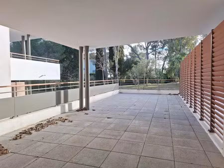 location appartement 3 pièces 76 m² à saint-raphael (83700)  1 318 €