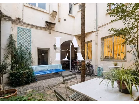 location locaux professionnels 3 pièces 65 m² à paris 9ème (75009)  3 400 €