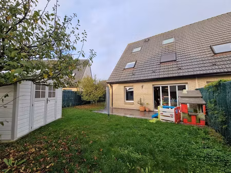 location maison 5 pièces 110 m² à cappelle-la-grande (59180)  1 300 €