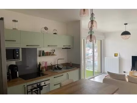 location appartement  45.16 m² t-2 à floirac  800 €