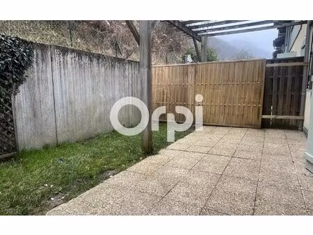 location appartement  80.37 m² t-4 à le versoud  1 080 €