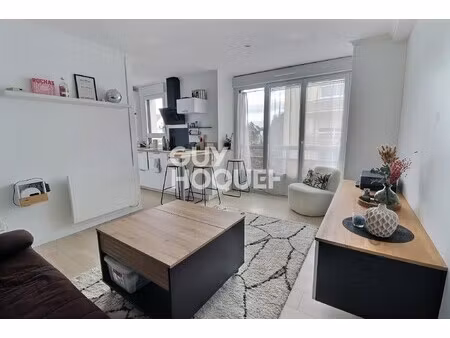 centre ville magnifique type 2 parking et cave