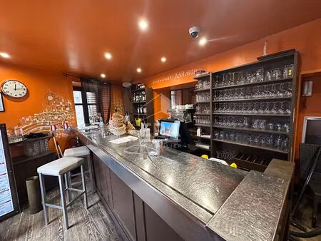 fond de commerce au cå'ur de la cité de carcassonne