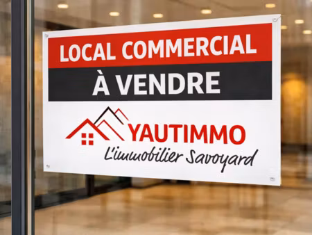 local commercial 103 m² avec vitrines  garage et parking – emplacement stratégique à saint