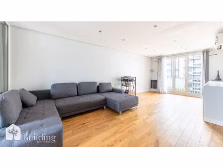 a vendre - courbevoie hôtel de ville - appartement 4 pièces de 81.09 m² et un balcon de 5.