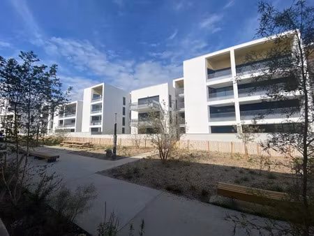 location appartement 3 pièces 64 m² à nantes (44000)  777 €