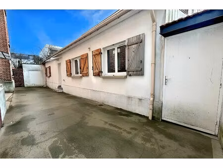 vente appartement 3 pièces  49.00m²  vitry