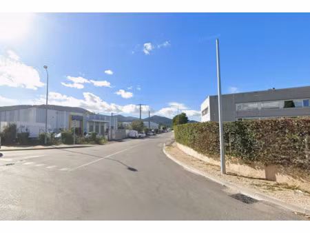 a louer local d'activité de 450 m² - 13400 aubagne