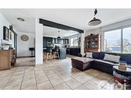 maison challans m² t-6 à vendre  262 500 €