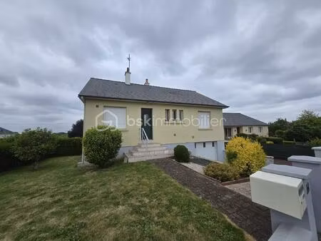 pavillon de 74 m² à commer