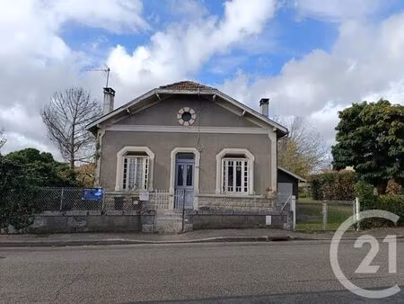 maison à vendre - 4 pièces - 86 69 m2 - coutras - 33 - aquitaine