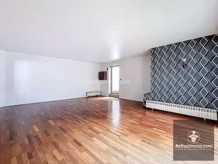 vente maison 7 pièces 184 m2 à roanne