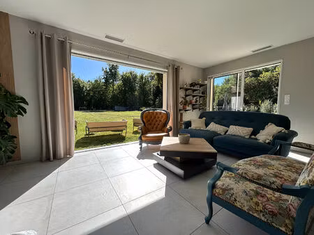 vente maison 5 pièces  132.00m²  salaunes