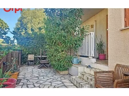 appartement six-fours-les-plages 28 m² t-2 à vendre  195 000 €