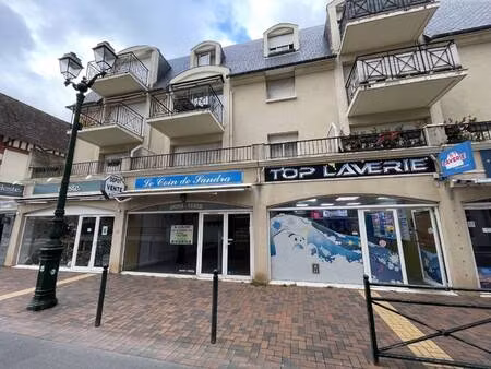 local commercial à louer