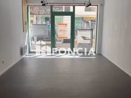 local commercial à louer