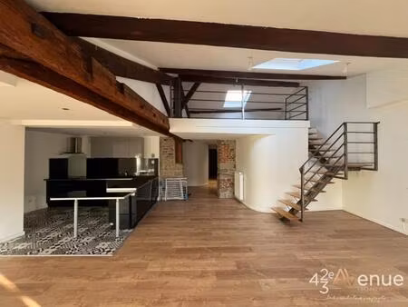 hyper centre/t5 en duplex