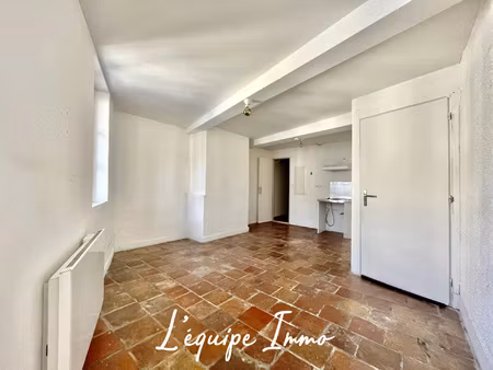 appartement t2 32 m2 centre ville lombez