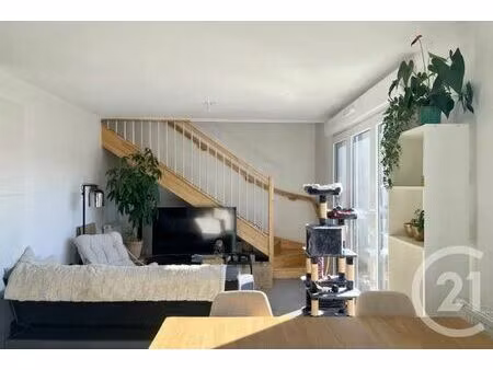 appartement t3 à louer - 3 pièces - 69 27 m2 - ramonville st agne - 31 - midi-pyrenees