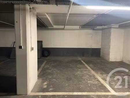 parking à louer - 10 75 m2 - paris - 75002 - ile-de-france