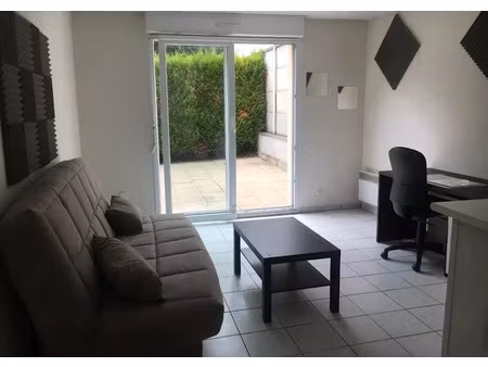 location meublée appartement 1 pièce 26 m² à reims (51100)  425 €