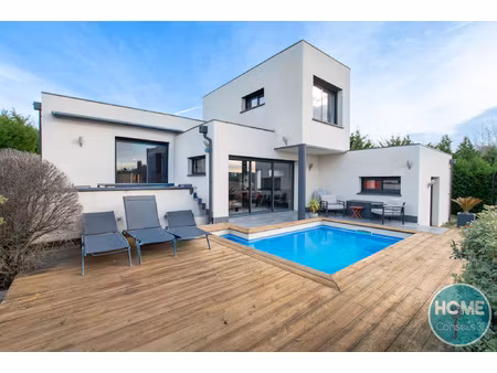 magnifique villa vue exceptionnelle sur pyrénées