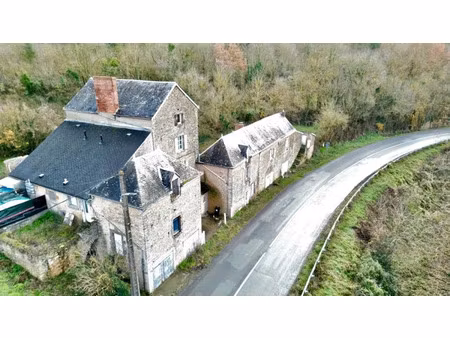 immeuble à vendre airvault 11 pièce(s) 279m2 60 500€