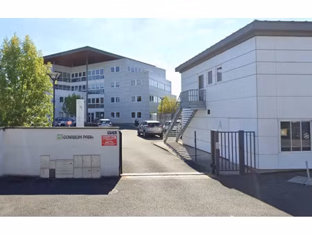 local professionnel à vendre orleans 1 pièce(s) 106m2 218 000€