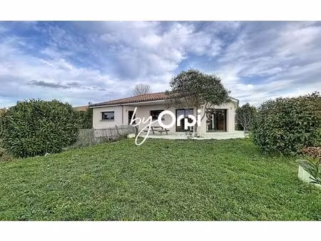 maison beauregard-l'évêque 183 m² t-5 à vendre  465 000 €