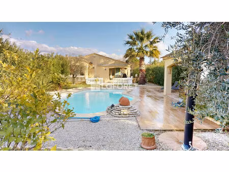 maison la fare-les-oliviers 5 pièce(s) 123 m²