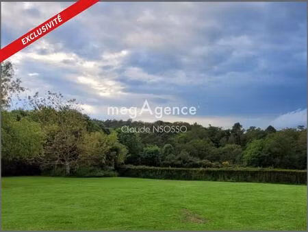 terrain à bâtir de 838 mètres carré à saint-thurial