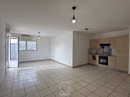 appartement t3 d'environ 75m2 - montboucher sur jabron