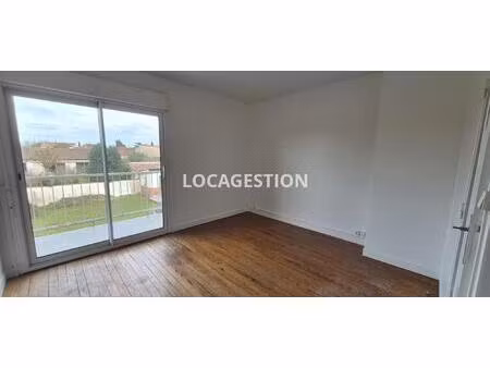 t3 - rénové - avec balcon et cave