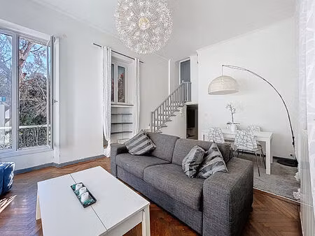 studio f1 avec parking . gairaut