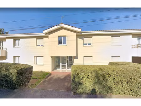 studio à louer proche fac et tram bougnard à pessac