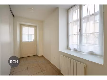 le tremblay-sur-mauldre - triplex de 3 pièces de 85 72 m2 avec jolie cour