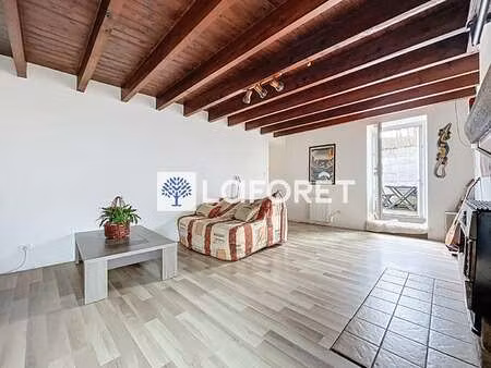 vente maison à nueil-les-aubiers (79250) : à vendre / 63m² nueil-les-aubiers