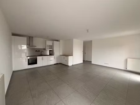 appartement 2 pièces - 57 m²