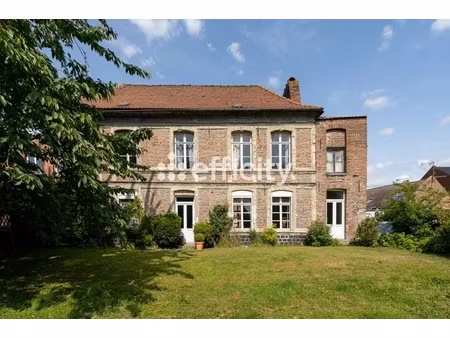 maison 12 pièces - 177 m²