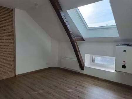 location appartement 2 pièces à saint-berthevin (53940) : à louer 2 pièces / 29m² saint-be