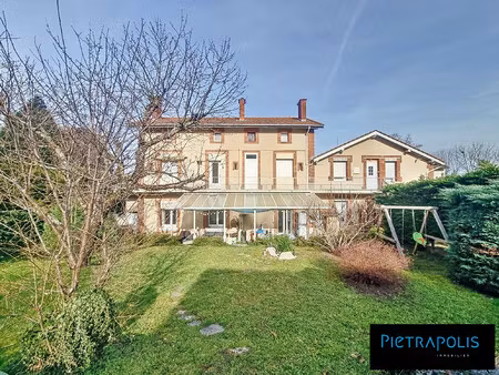 tènement de 5 logements