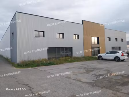 à louer - local d'activités - 2 620 m² - coueron