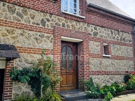 à vendre maison mitoyenne en brique et silex 4 pièces de 92m2 à blangy-sur-bresle (76)