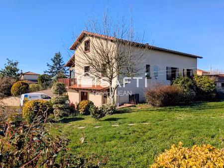 maison avec grand sous-sol